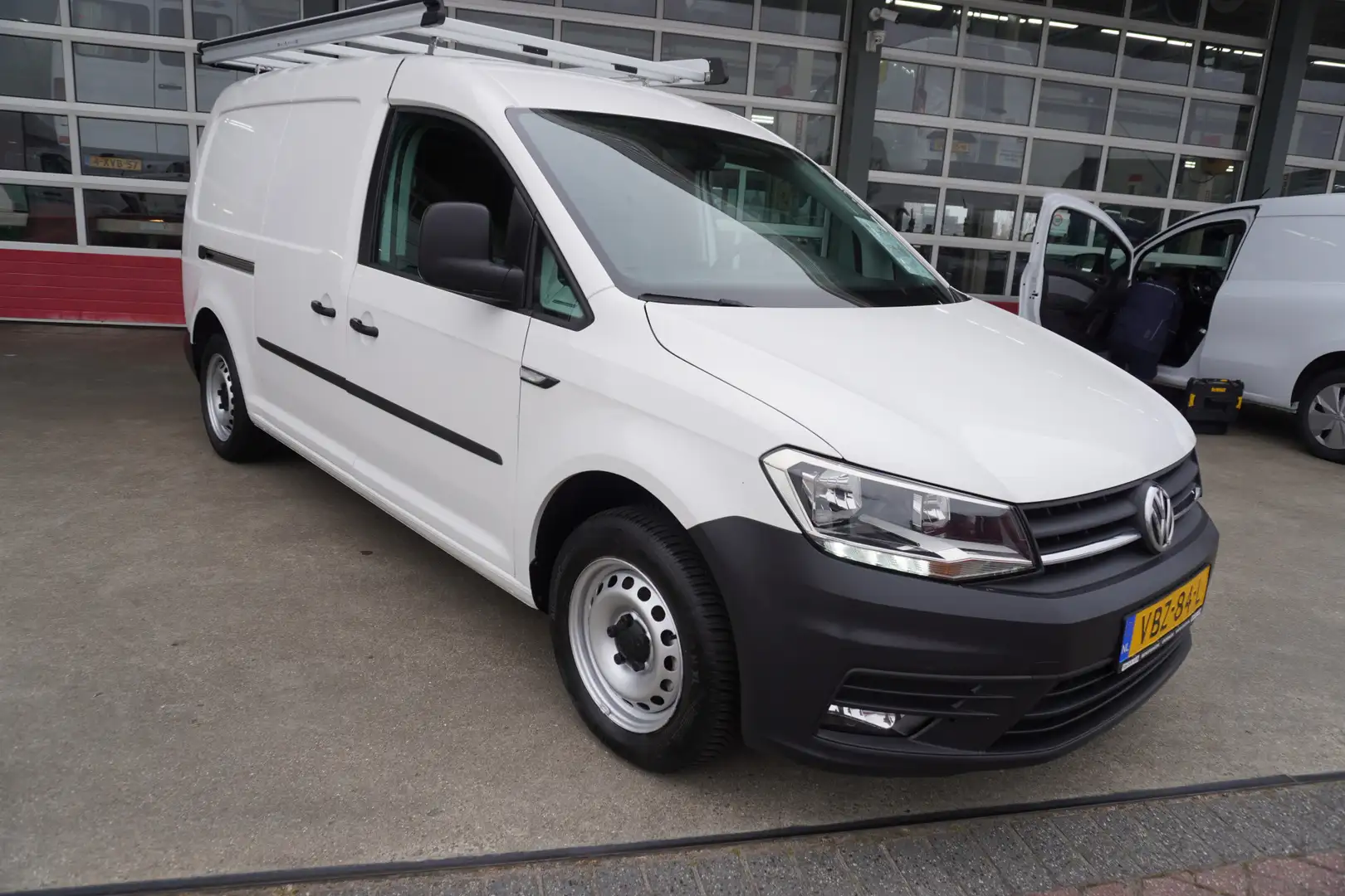 Volkswagen Caddy 2.0 TDI L2H1 BMT Maxi Comfortline Nr. V193 | Airco Wit - 1