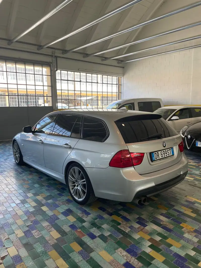 BMW 325 325i Touring auto M SPORT DENTRO E FUORI garanzia - 1