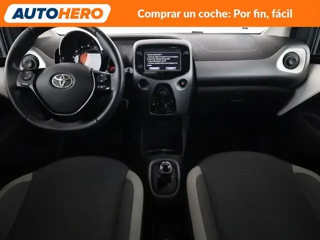 Toyota Aygo view 13