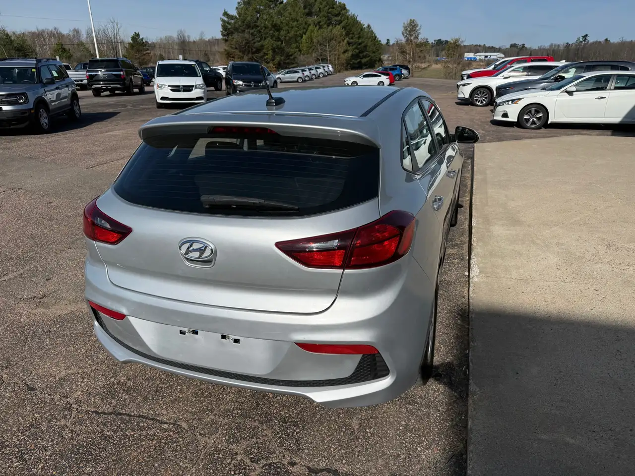 Hyundai ACCENT снимка Hyundai ACCENT