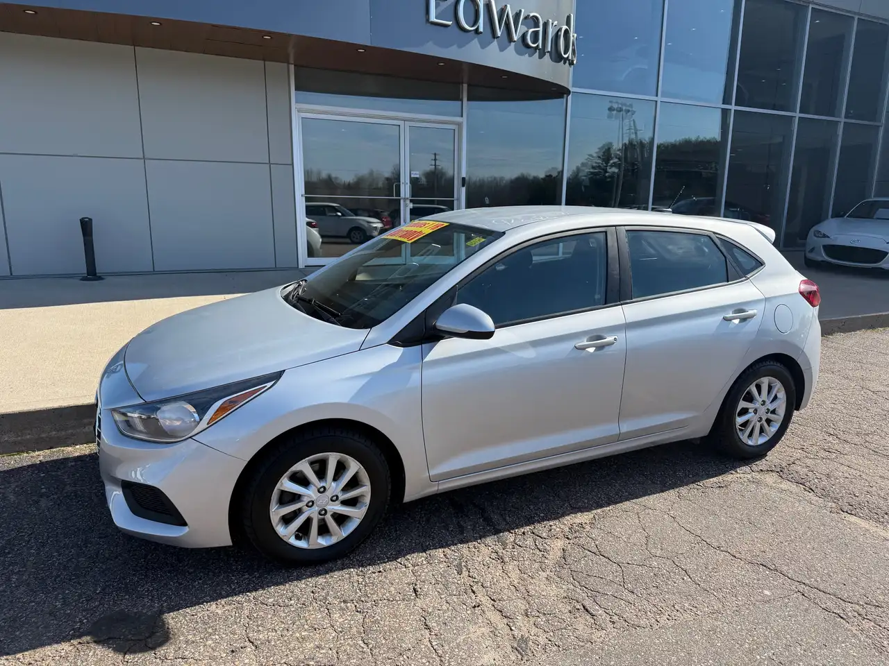 Hyundai ACCENT снимка Hyundai ACCENT
