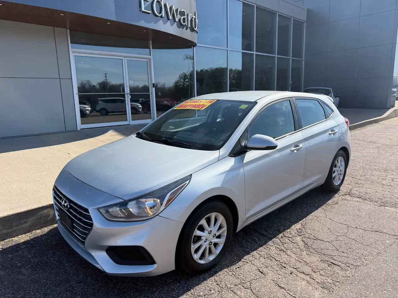Hyundai ACCENT снимка Hyundai ACCENT