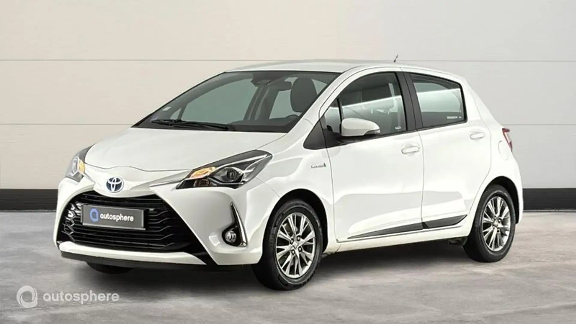 Toyota Yaris HSD 100h Dynamic 5p - 1
