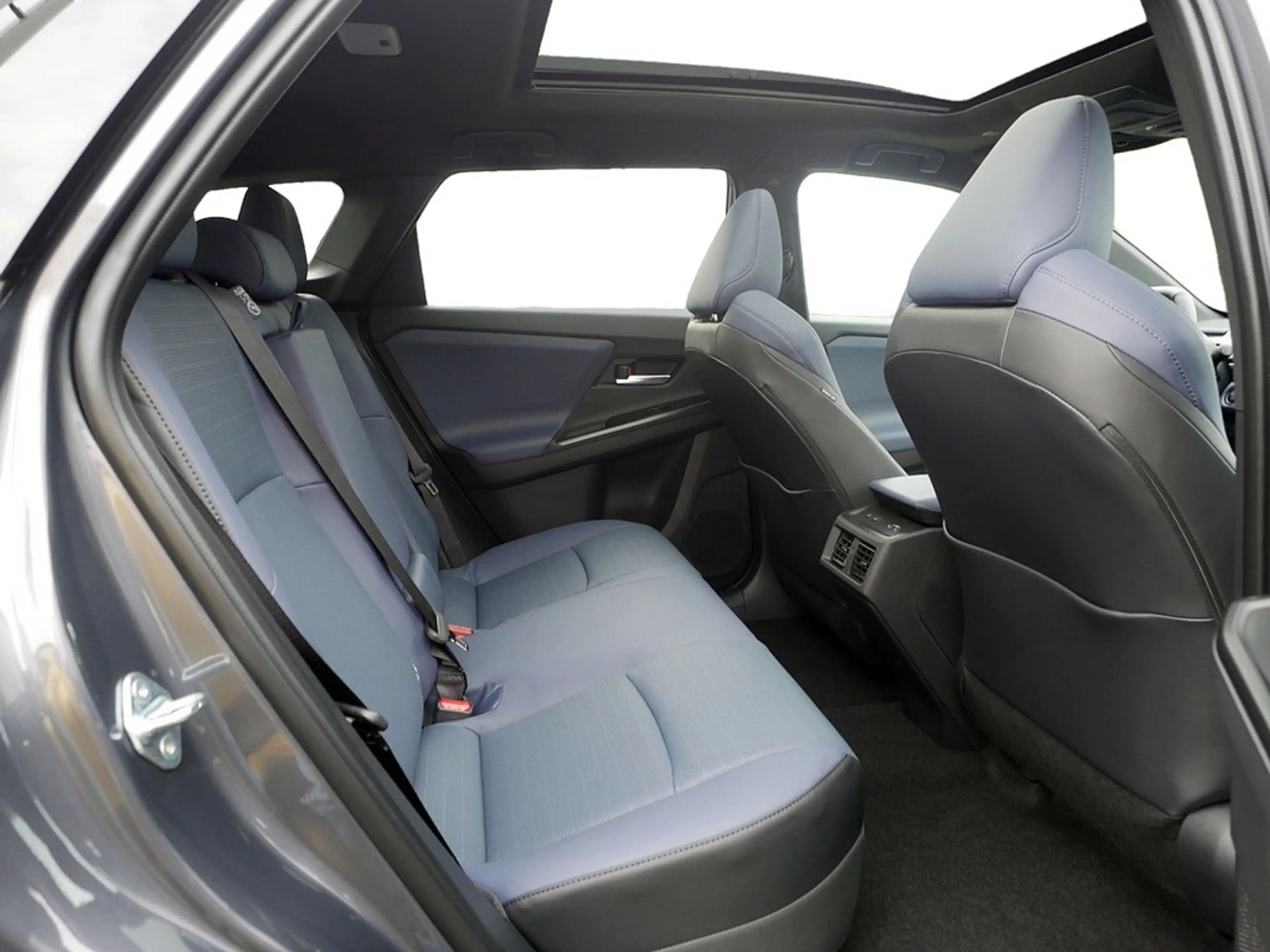 Subaru E-OUTBACK 75 AWD Planinum — photo 10