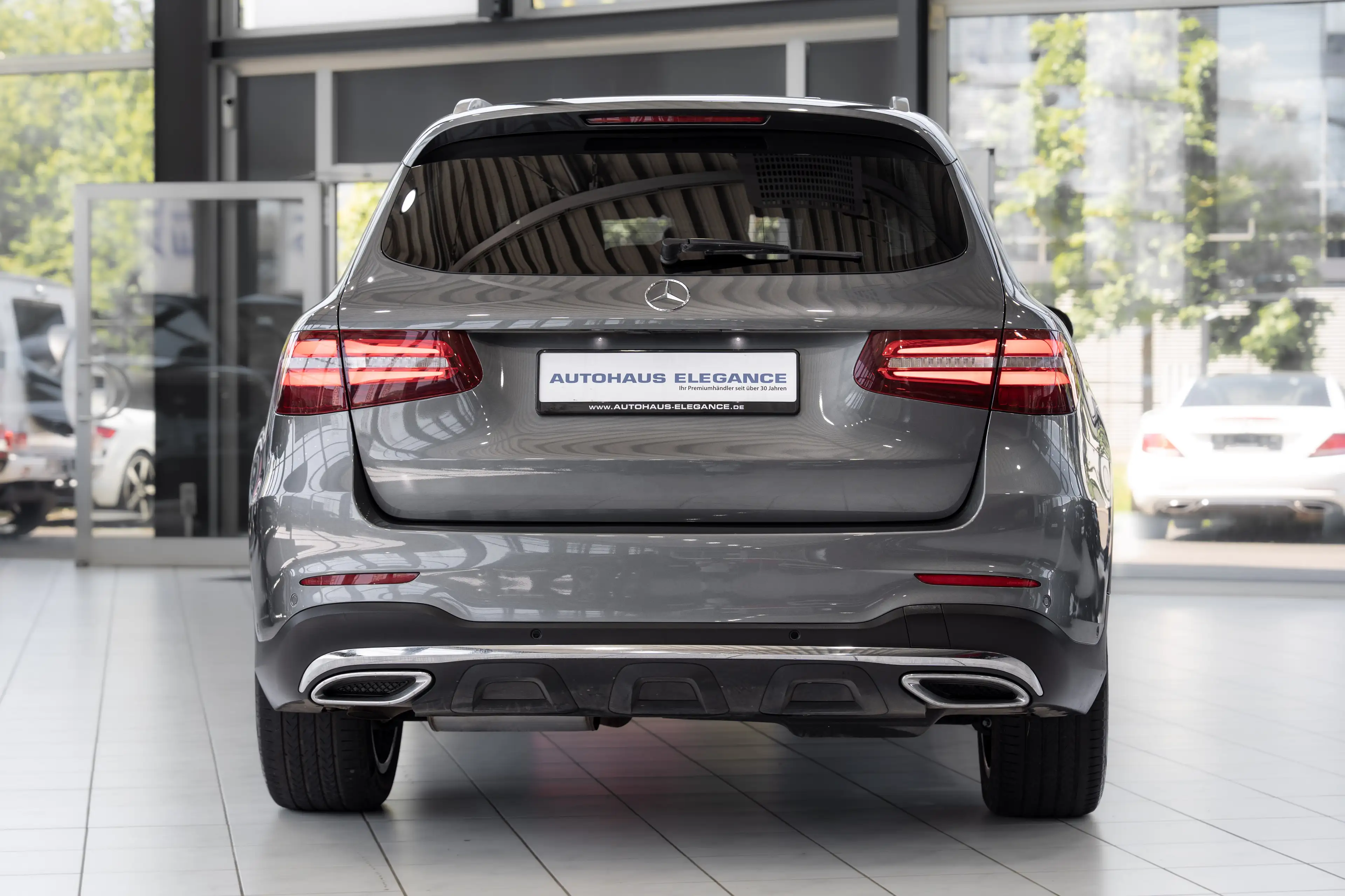 Mercedes-Benz GLC 350 d 4Matic*AMG-LINE*1.HD*PANO*360*EDELHOLZ — photo 6