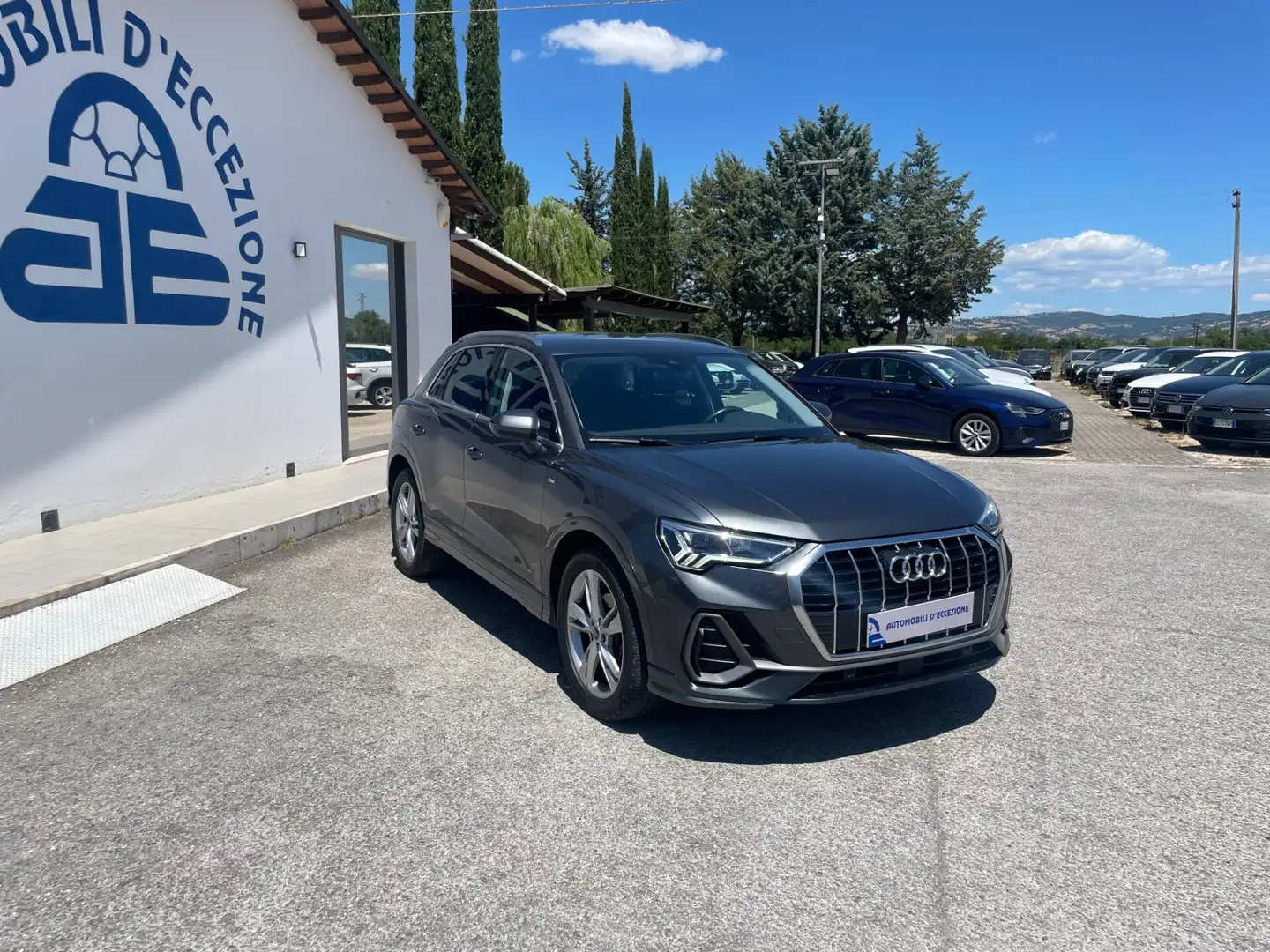 Audi Q3 35 TDI S tronic S line edition Grigio - 1
