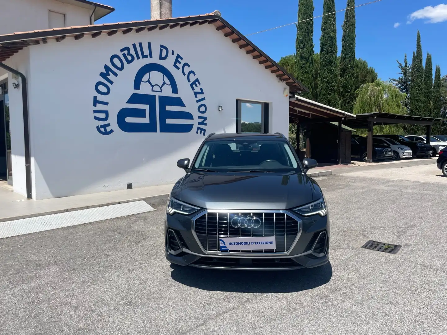 Audi Q3 35 TDI S tronic S line edition Grigio - 2