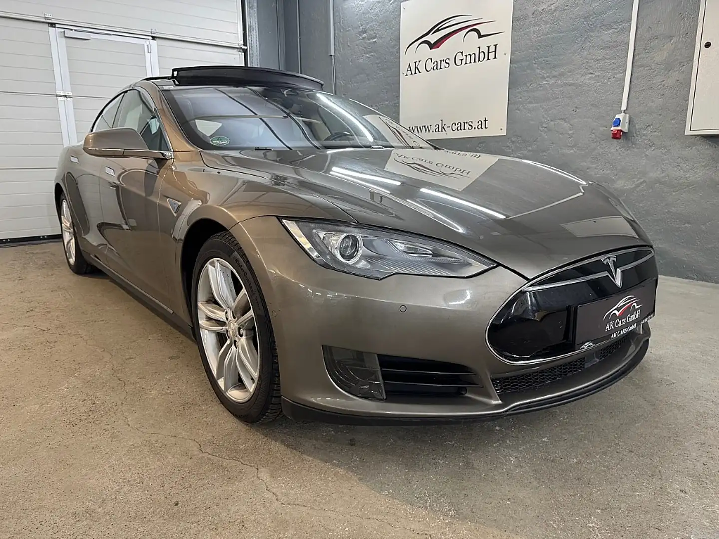 Tesla Model S 85D *Panorama*Kamera*MwSt. Ausweisbar* Grau - 2