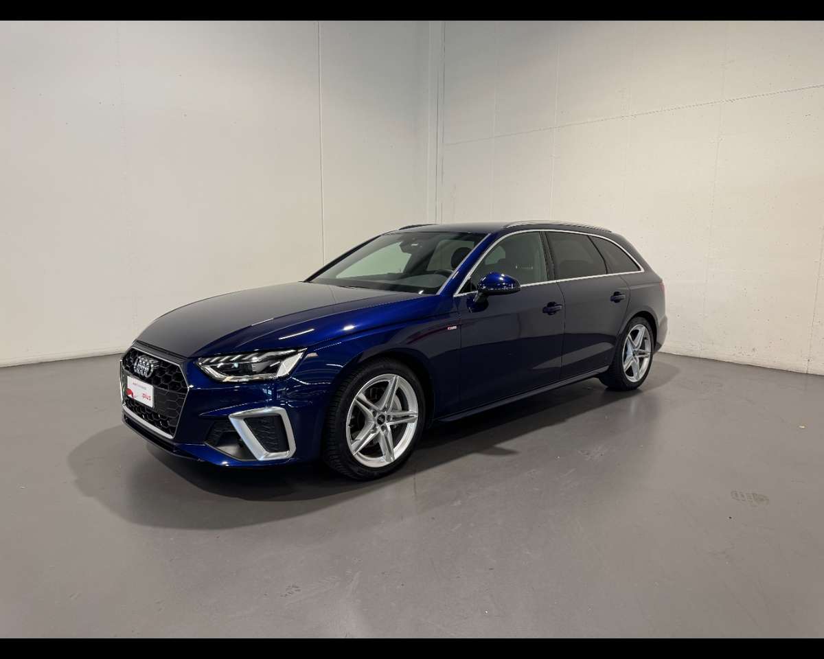 Audi A4 AVANT 40 TDI MEHV QUATTRO S-TRONIC S LINE EDITION
