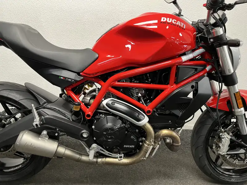 Ducati Monster 797 - foto 6