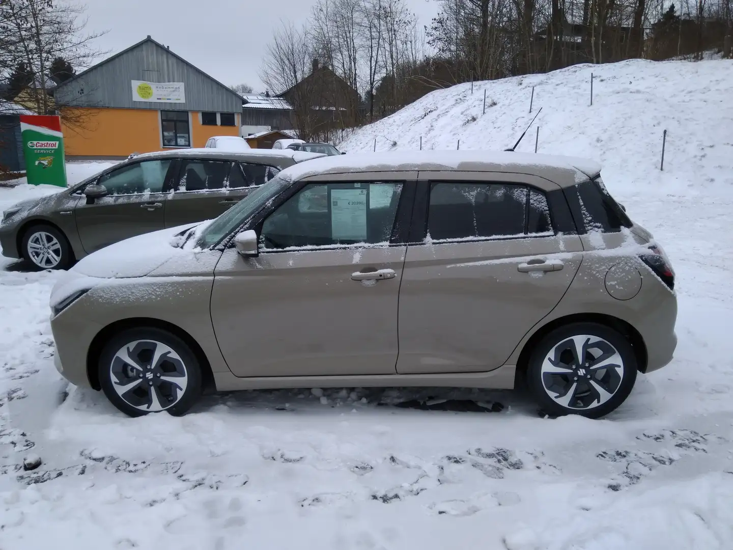 Suzuki Swift Swift 1.2 Dualjet Hybrid MT Comfort+ Beige - 1