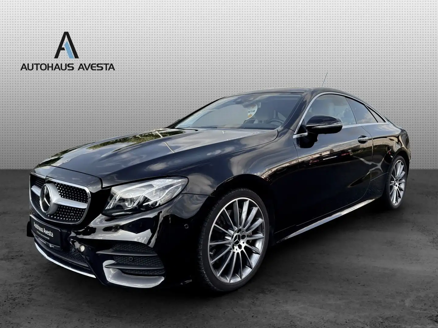 Mercedes-Benz E 400 4Matic AMG/ VOLLAUSSTATTUNG / DESIGNO /2.H Black - 1