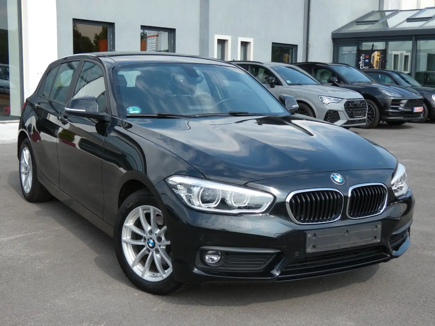 BMW 116 d Limo*LED*Navi*Klima*Pdc*Shz*Tempomat* Schwarz - 2