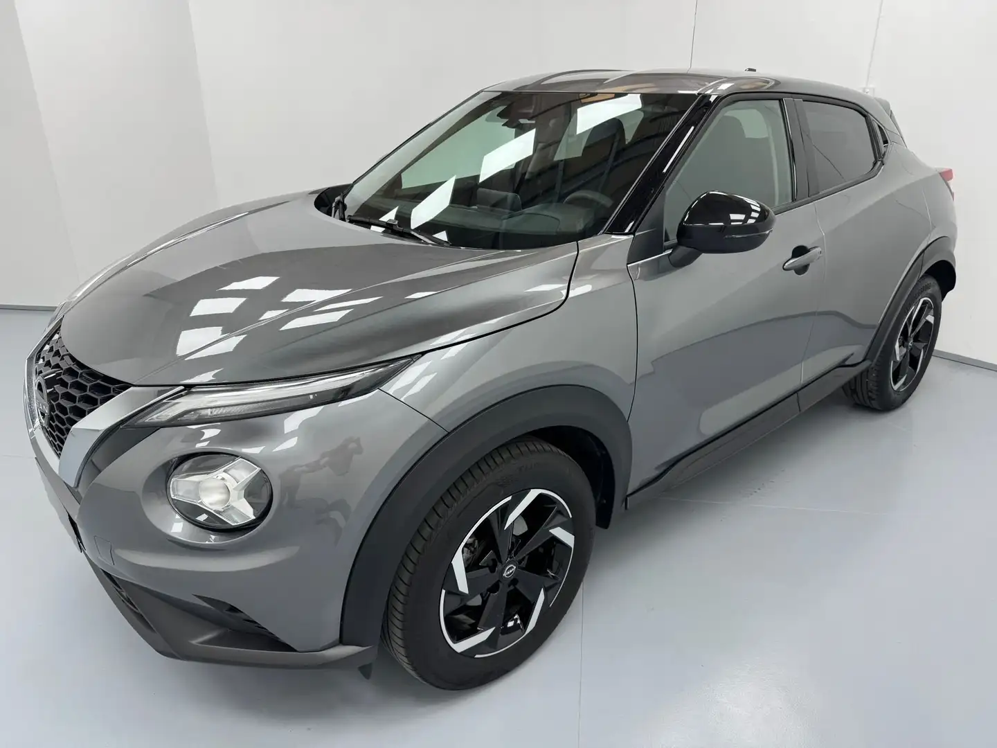 Nissan Juke *PROMO KASKO* ACENTA 1.0 DIG-T 114CV 2WD *LED+17"* Grigio - 1