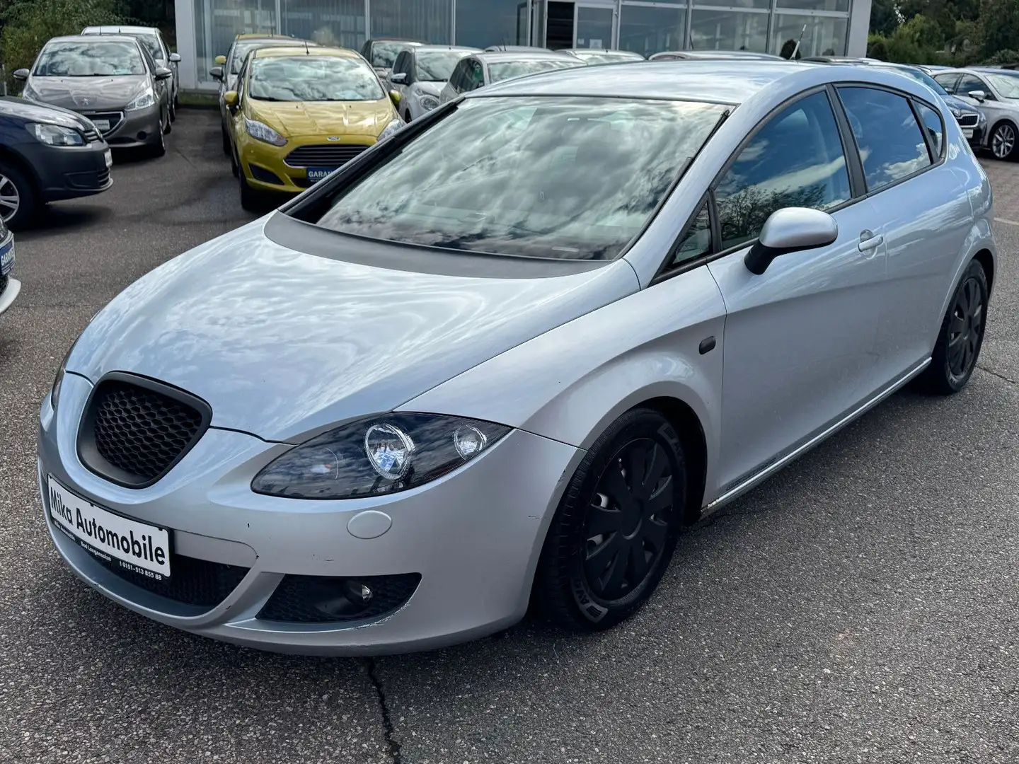 SEAT Leon Comfort Limited Szary - 1
