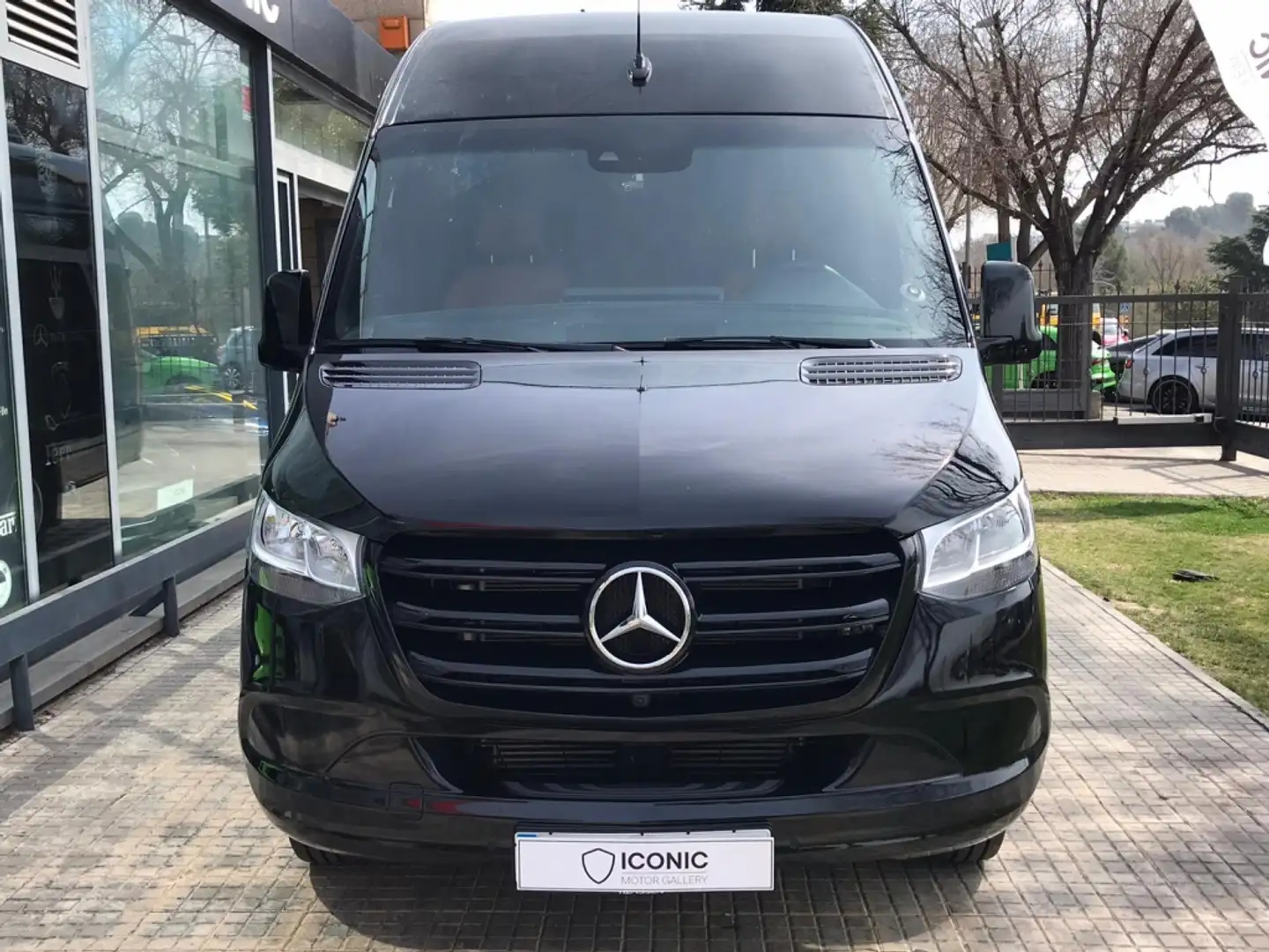 Mercedes-Benz Sprinter Mixto 319CDI Extralargo T.E. tT 9G-Tronic Negro - 2