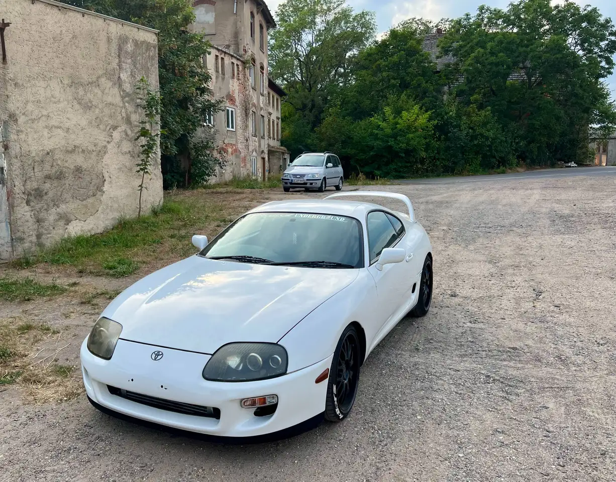 Toyota Supra 3.0 Turbo, foto 2