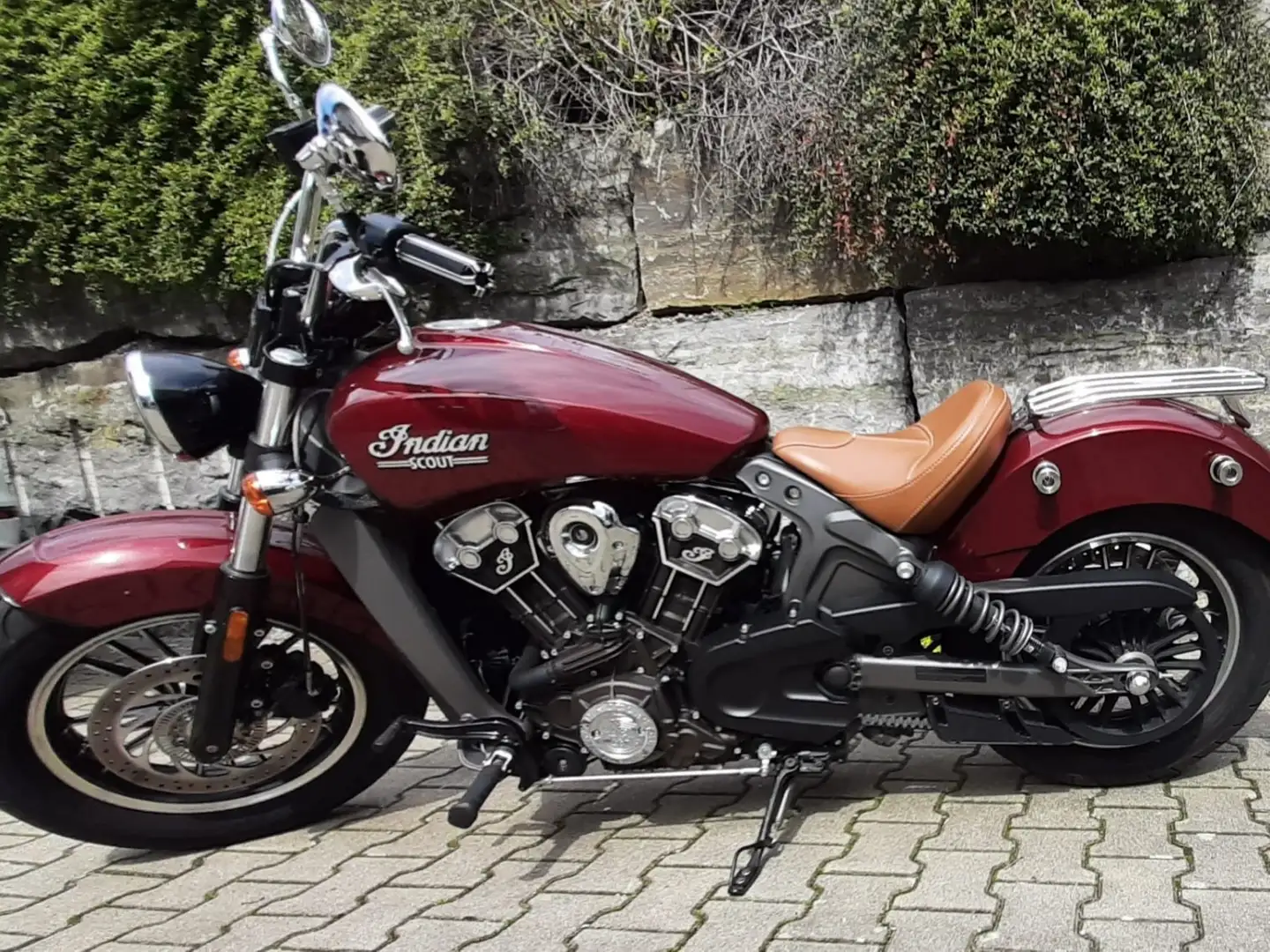 Indian Scout Kırmızı - 1