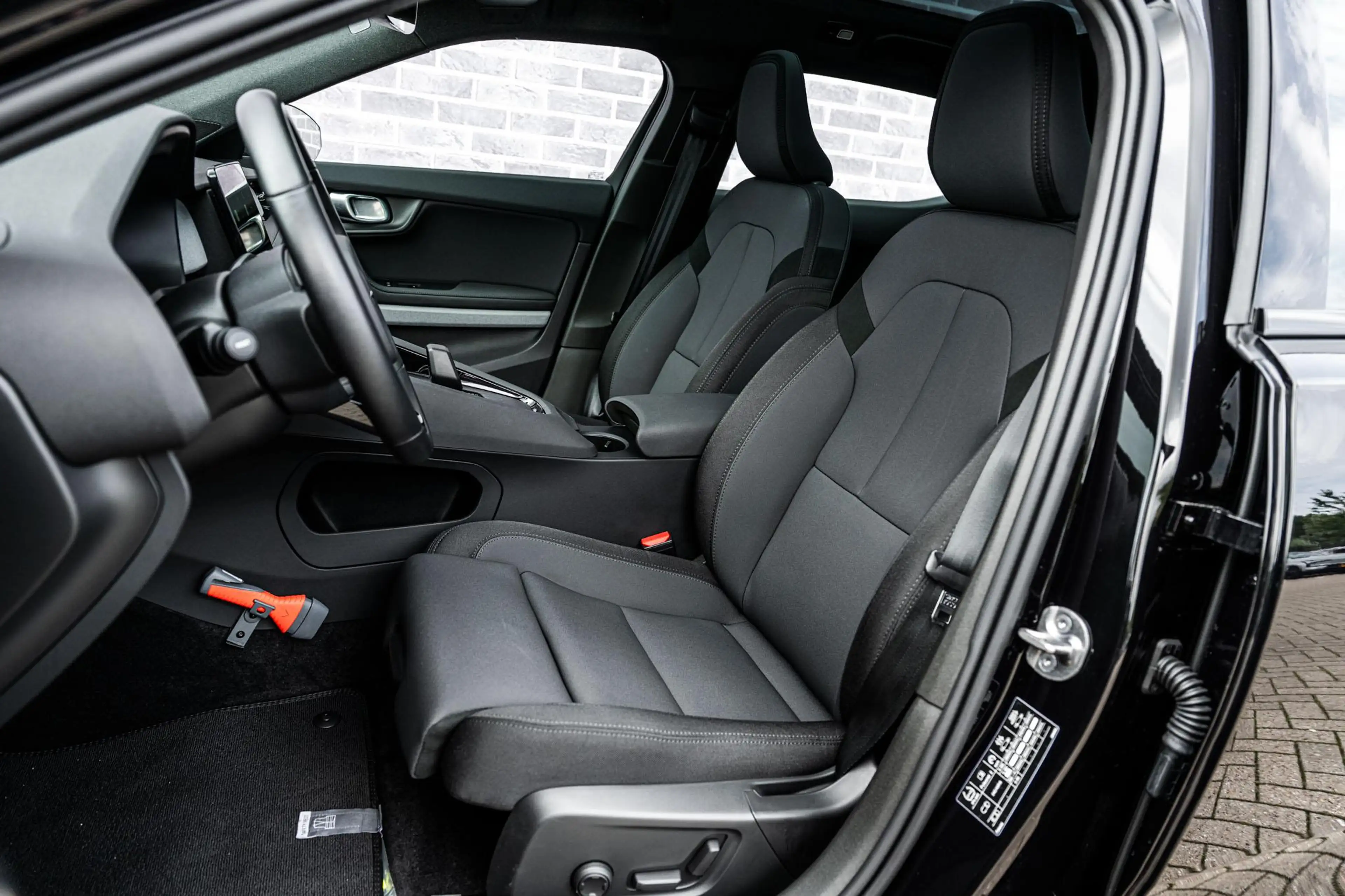 Polestar 2 Long Range Single Motor Plus 82 kWh — photo 6