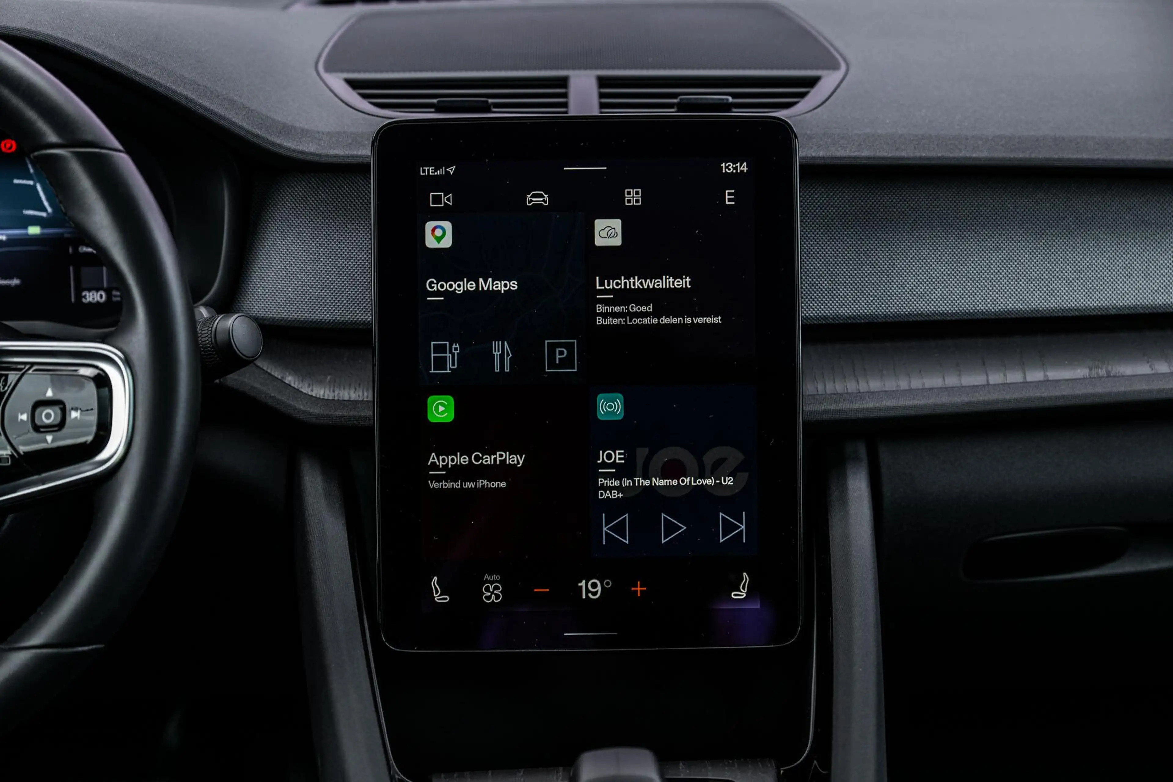 Polestar 2 Long Range Single Motor Plus 82 kWh — photo 12