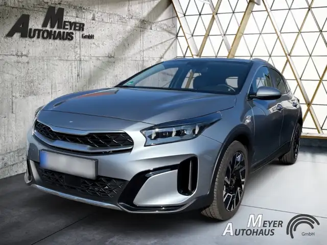 Kia XCeed 1.5 T-GDI Vision DCT7 +Komfortpaket+Navi+Sitzheizu