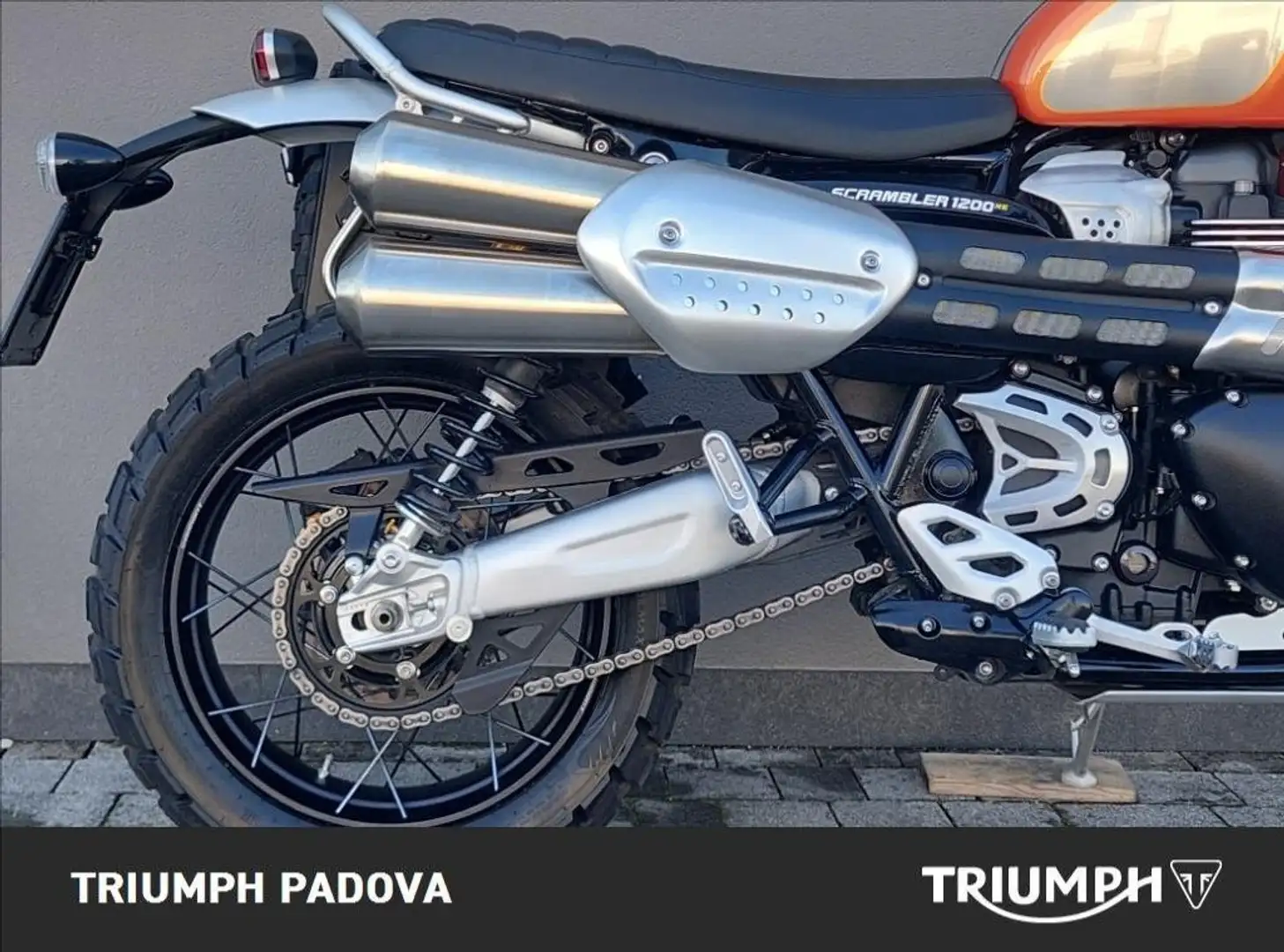 Triumph Scrambler 1200 XE Gold Line Abs Arancione - 2