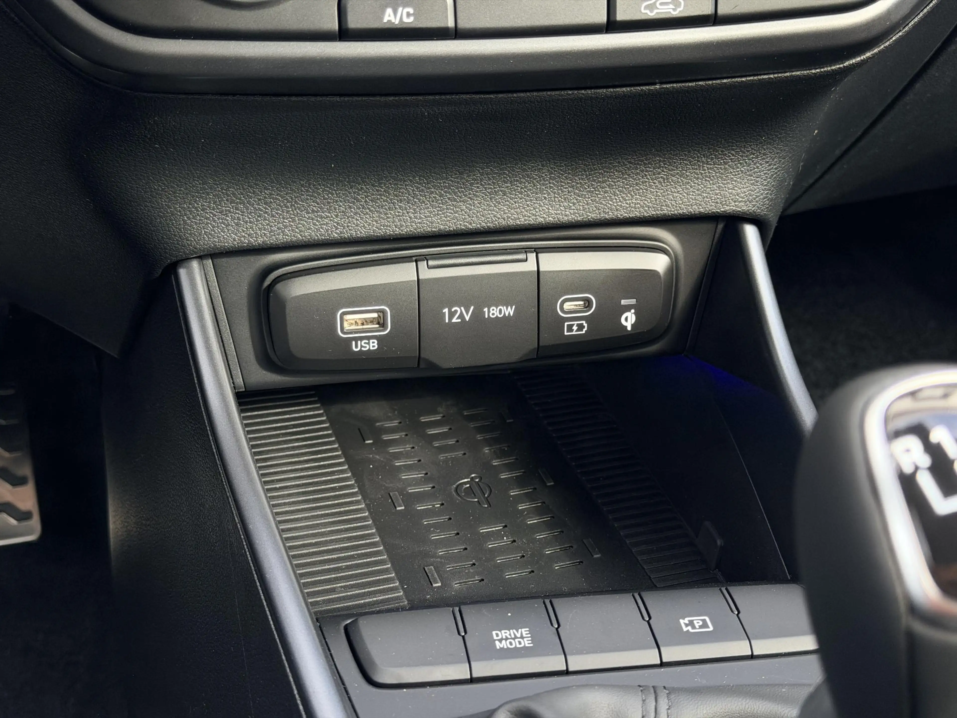 Hyundai BAYON 1.0 T-GDI Comfort / Led koplampen / Navigatie / Cr — photo 17