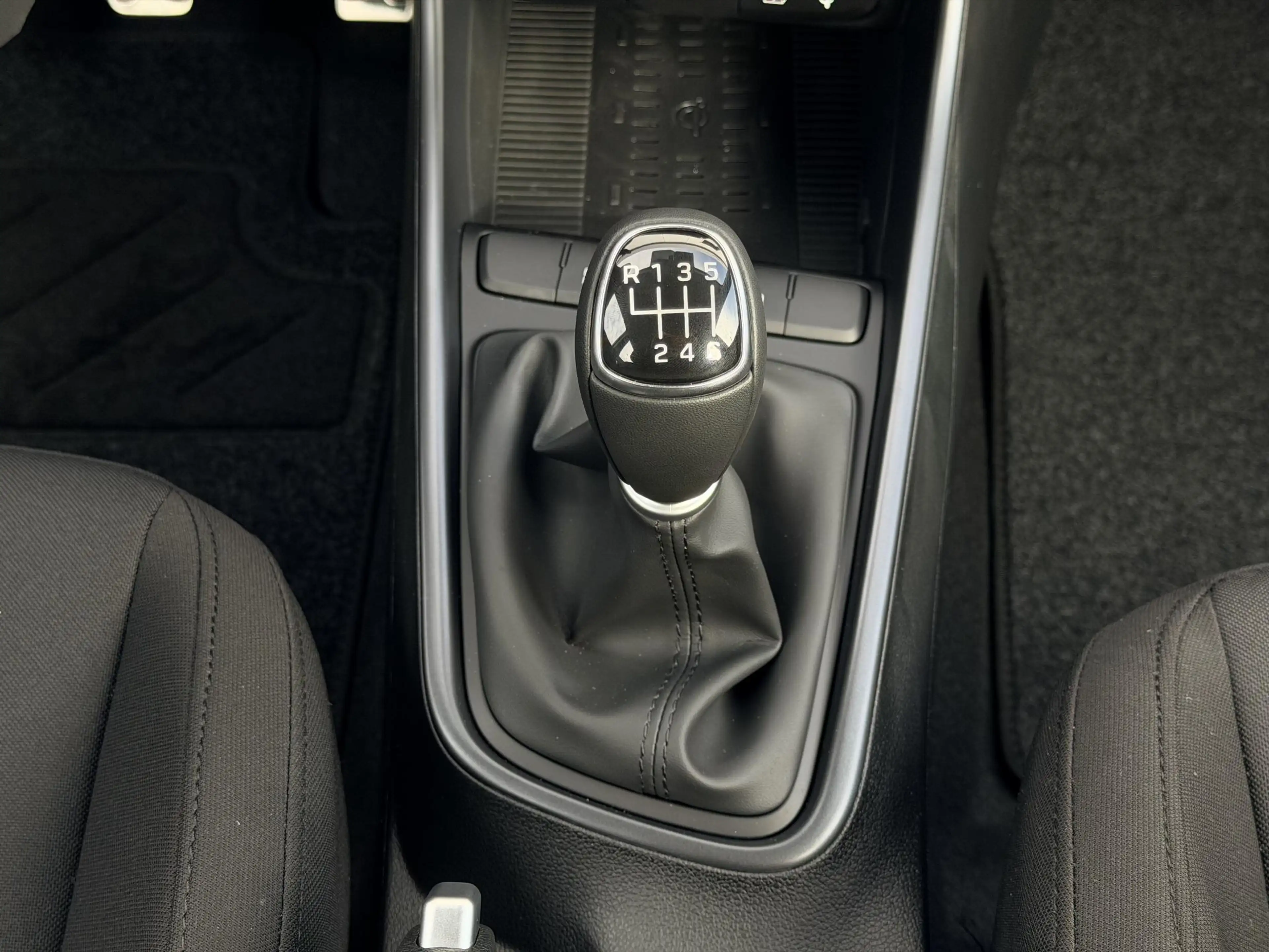 Hyundai BAYON 1.0 T-GDI Comfort / Led koplampen / Navigatie / Cr — photo 18