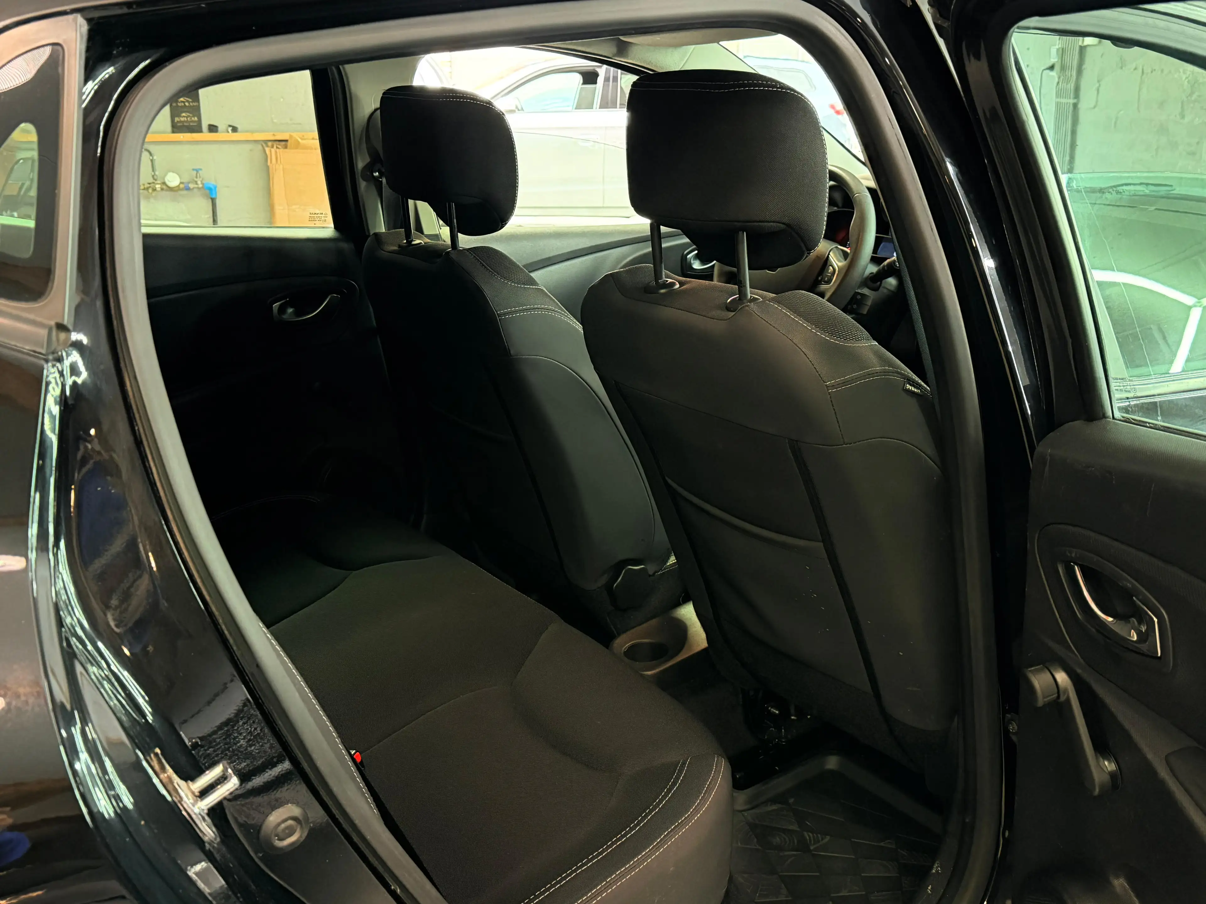 Renault Clio Clio 0.9 TCe Intens (EU6c) — photo 10