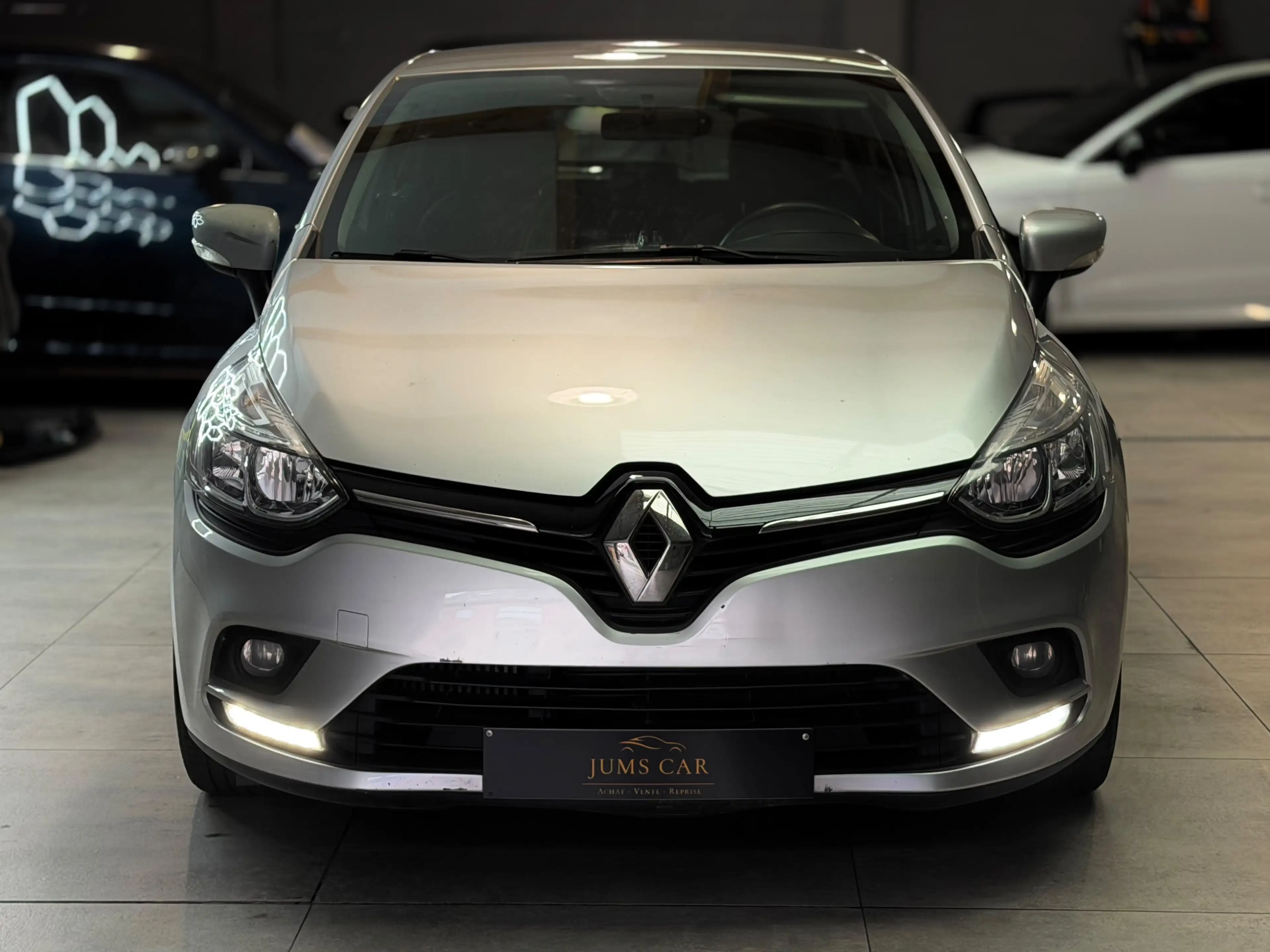 Renault Clio Clio 0.9 TCe Intens (EU6c) — photo 2