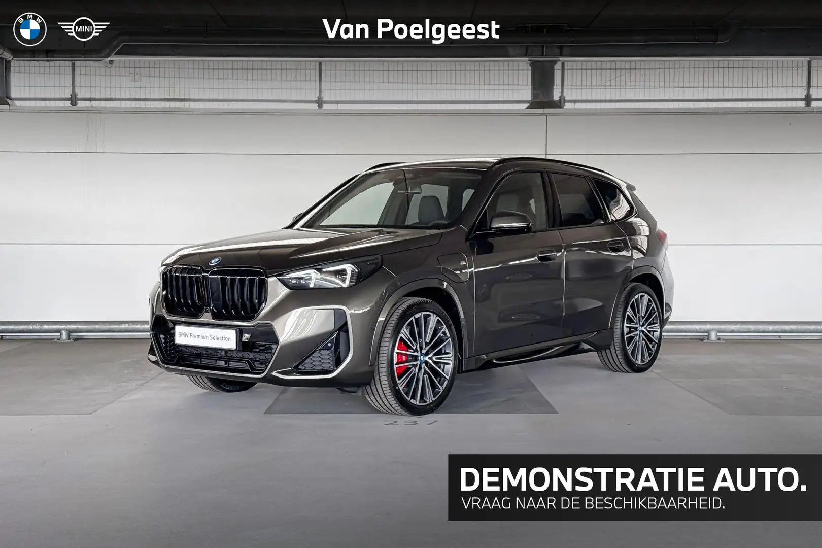 BMW X1 xDrive25e | M Sportpakket Pro | Trekhaak met elekt Groen - 1