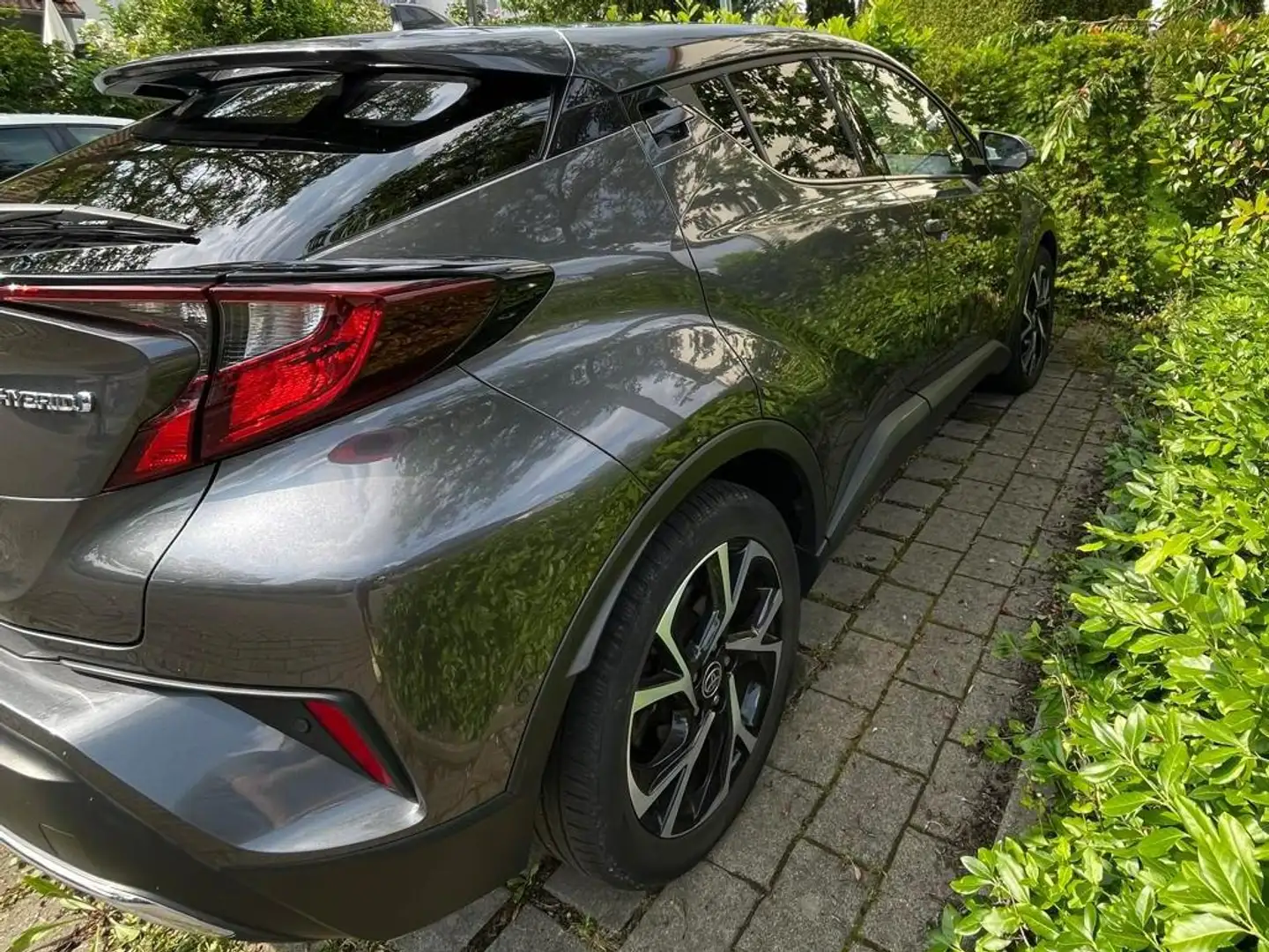 Toyota C-HR C-HR 2.0 Hybrid Team Deutschland Grau - 2