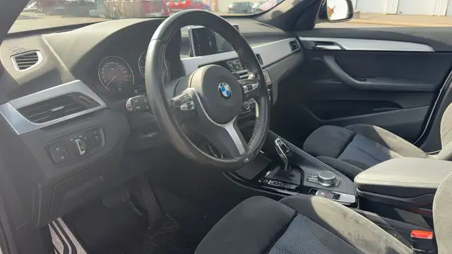 BMW X1 view 8