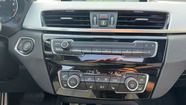 BMW X1 view 13