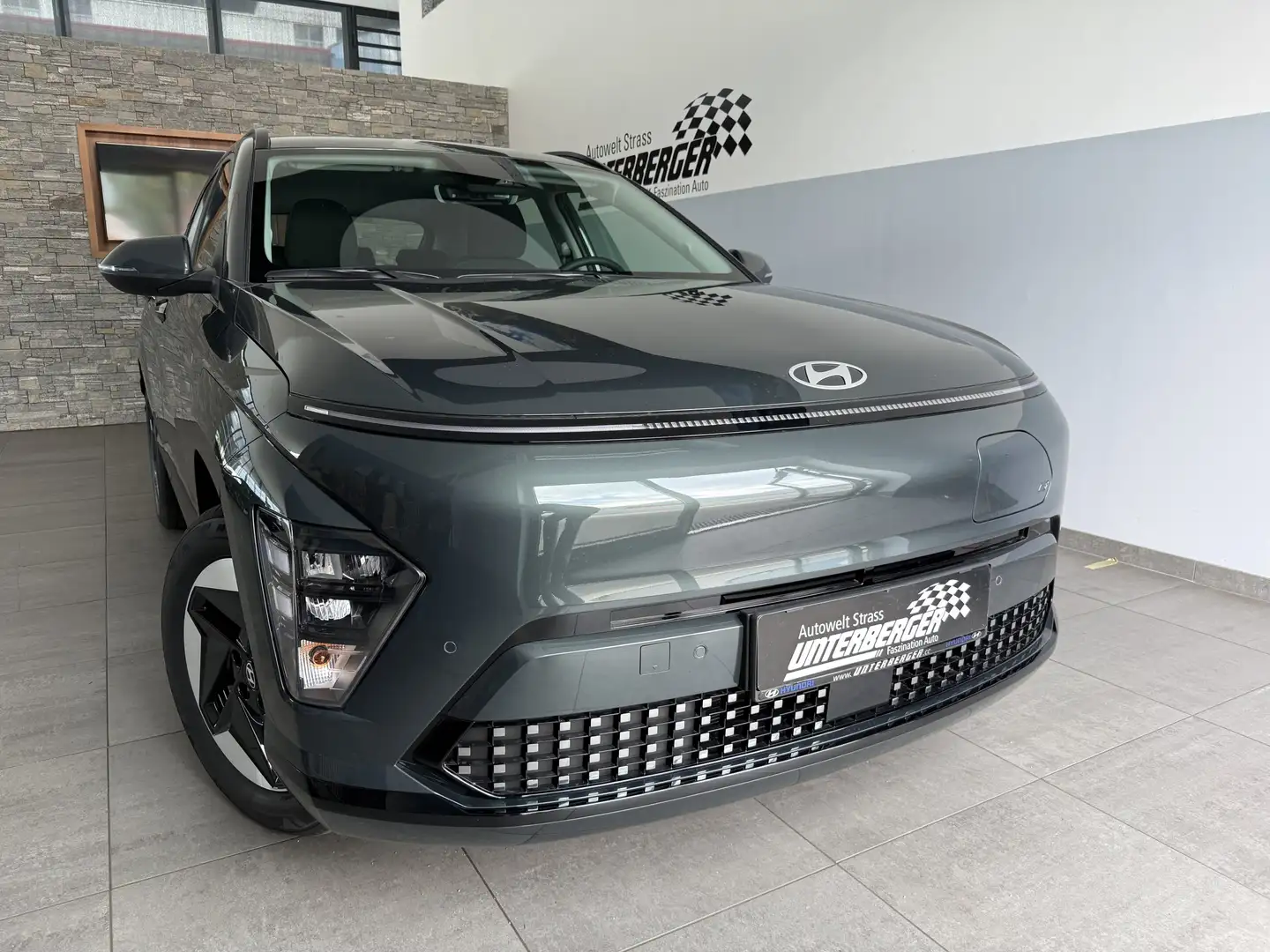 Hyundai KONA Elektro Smart Line 48,6 kWh Vert - 2