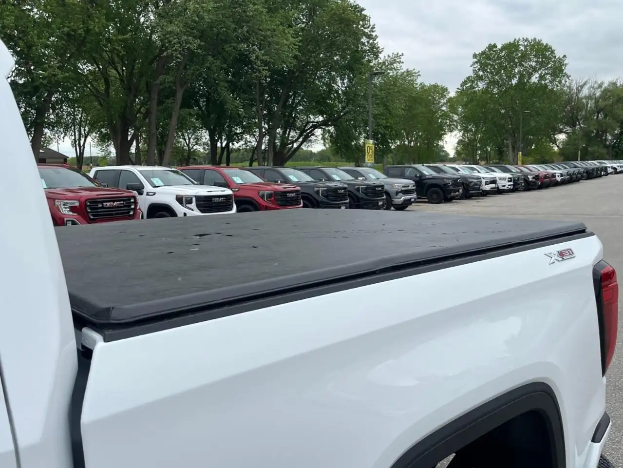 GMC Sierra 1500 снимка GMC Sierra 1500