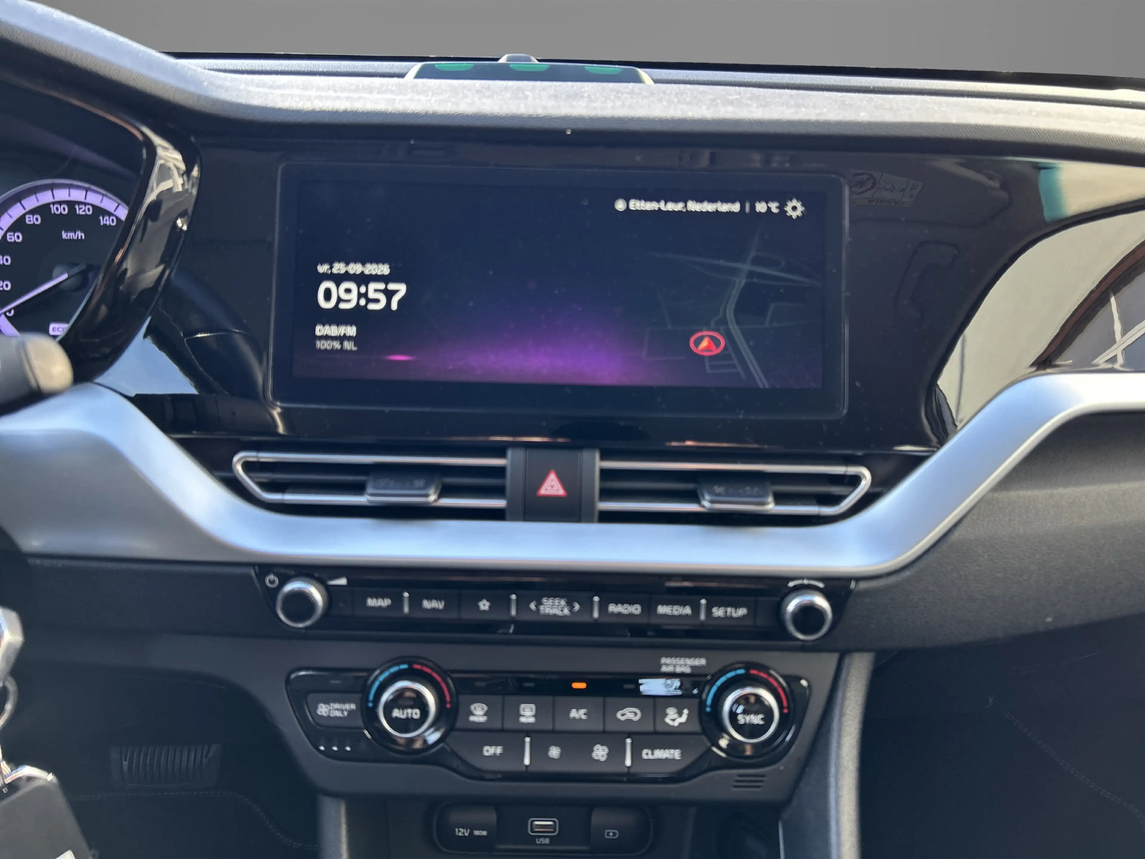 Kia Niro 1.6 GDi PHEV DynamicLine | Trekhaak | — photo 11