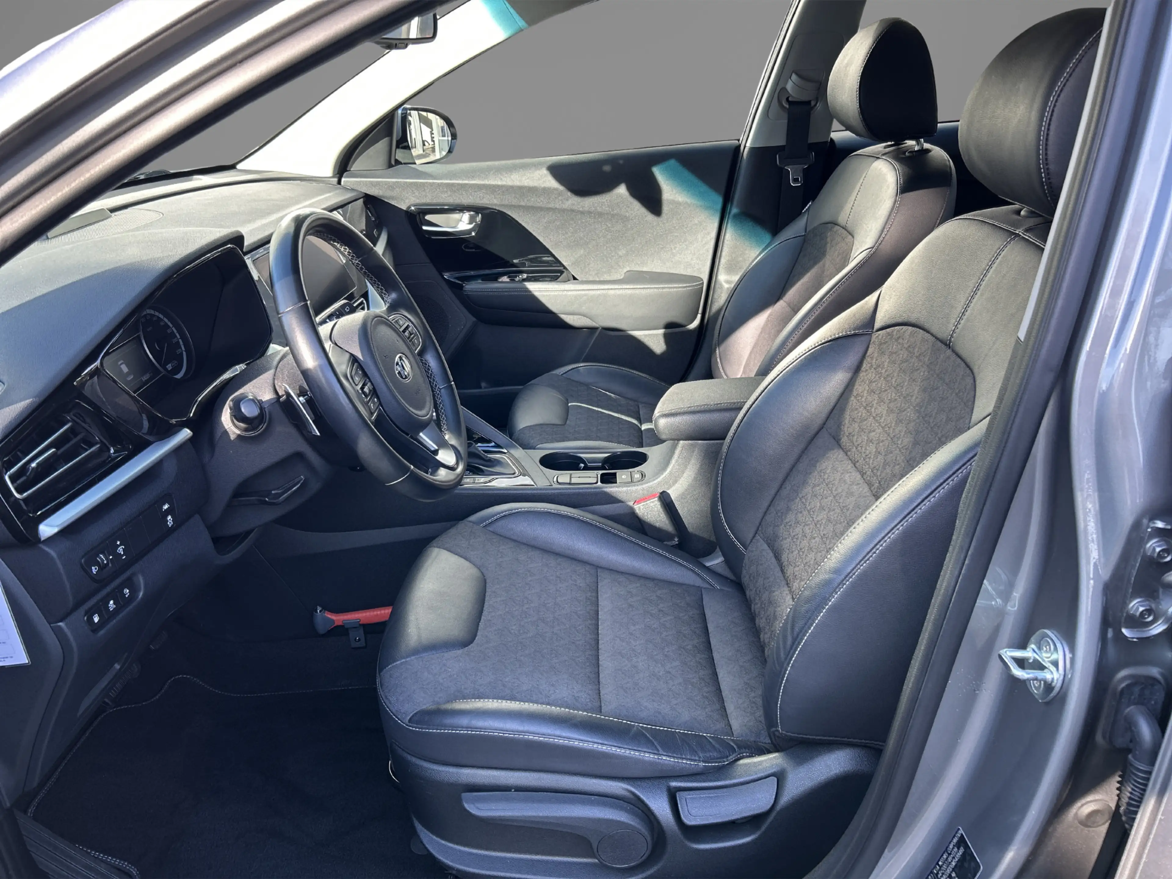 Kia Niro 1.6 GDi PHEV DynamicLine | Trekhaak | — photo 12