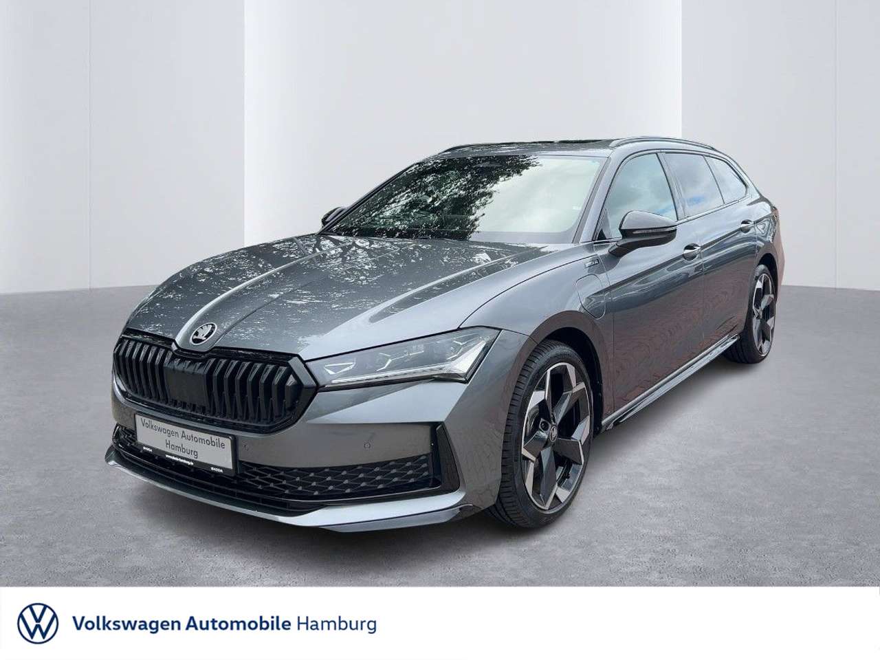 Skoda Superb — Skoda Superb 1.5 TSI iV DSG Sportline Panorama Navi
