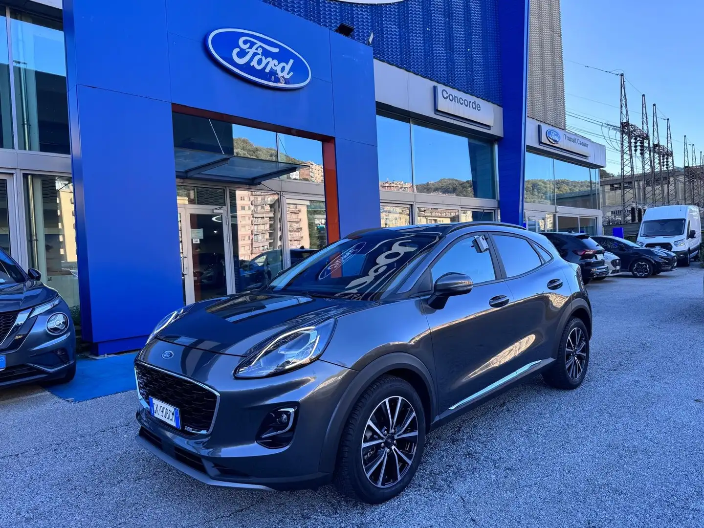 Ford Puma Puma 1.0 ecoboost 125 CV h Titanium Gris - 1