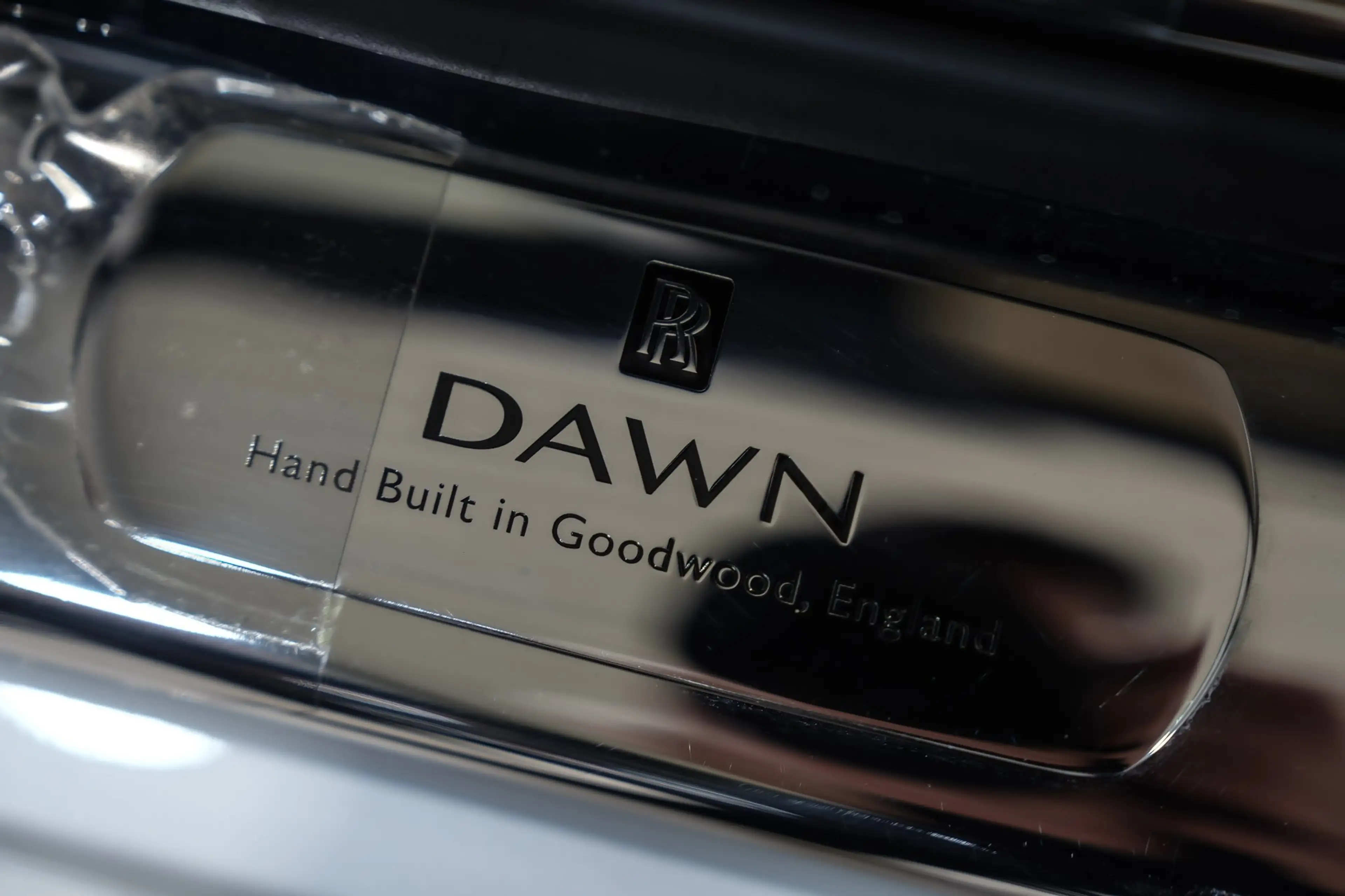 Rolls-Royce Dawn *BESPOKE*MASSAGE*HEAD-UP*CASHMERE*LUFT*LED* — photo 13