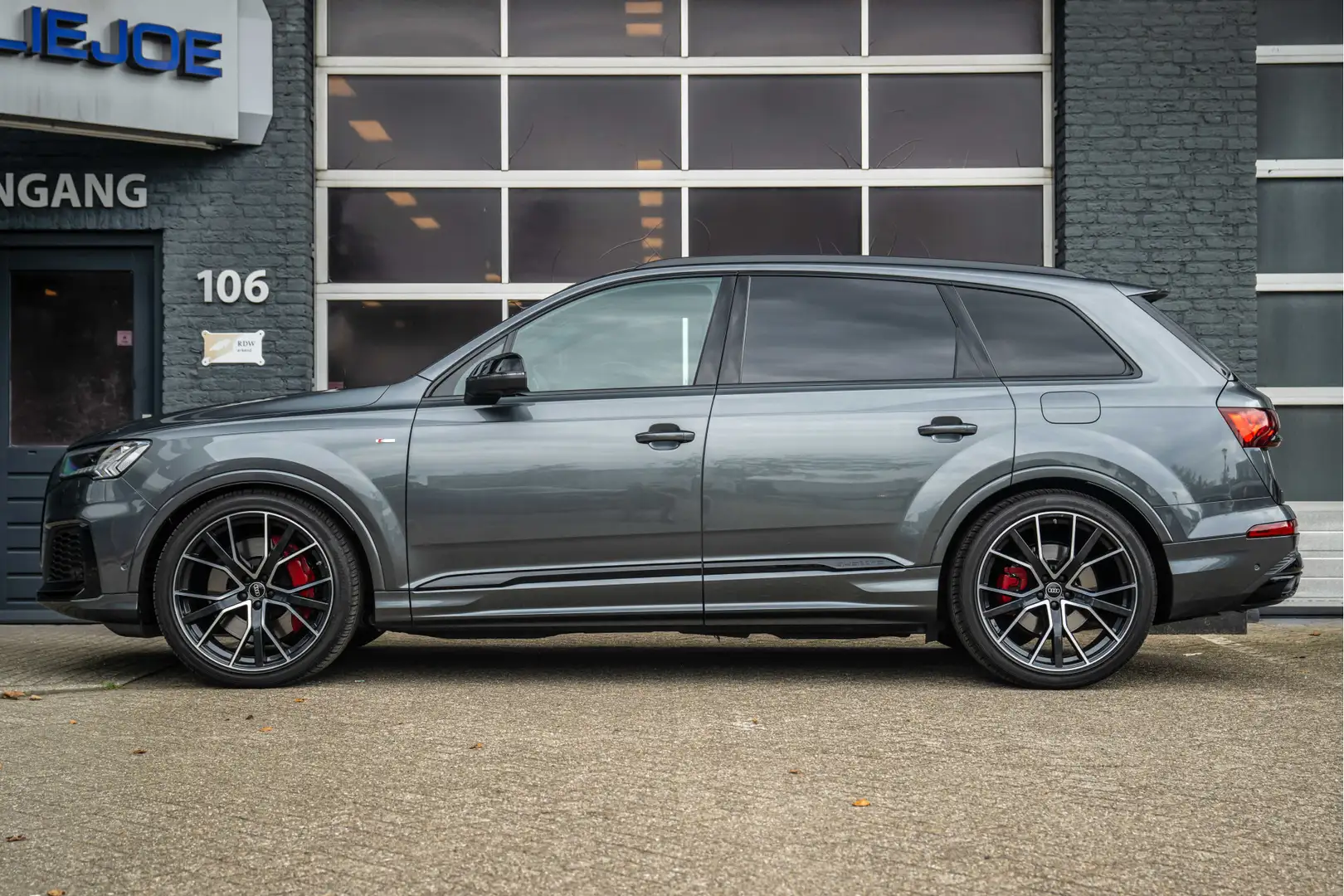 Audi Q7 60 TFSI E Quattro, 456PK, Competition, ACC, Bose, Grau - 2