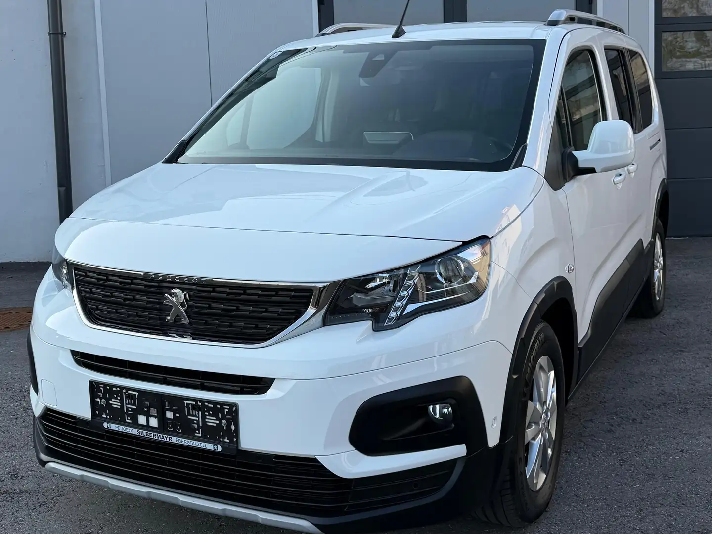 Peugeot Rifter Rifter 1,5 BlueHDI 130 S Weiß - 1