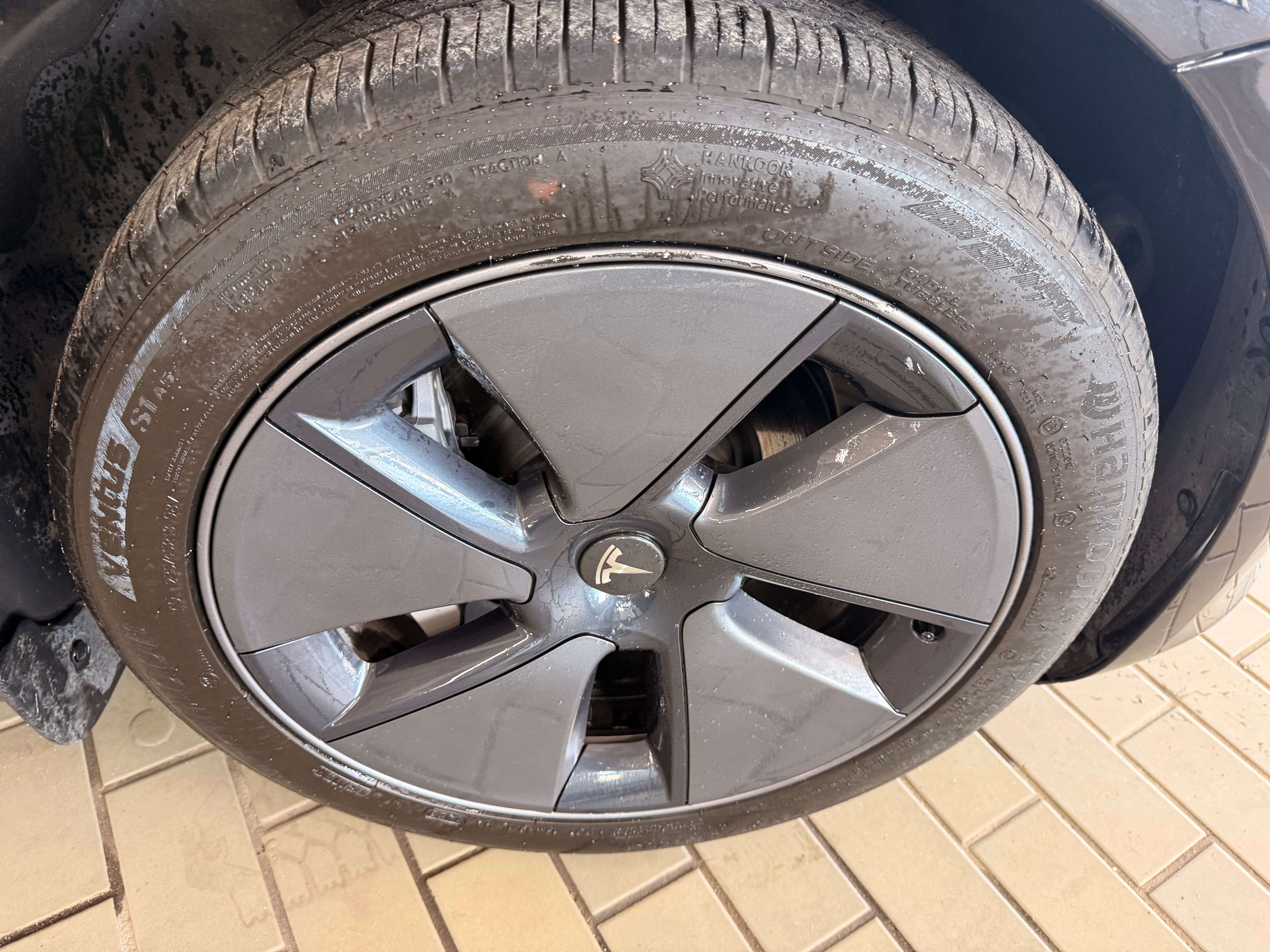 2023 Tesla Model 3 Long Range - Image 9