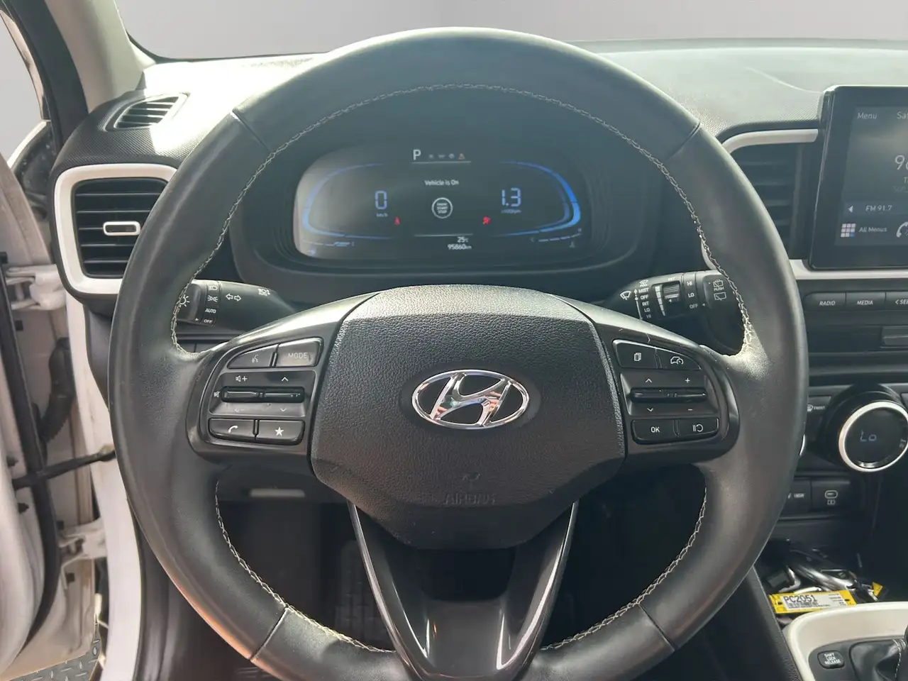 Hyundai Venue снимка Hyundai Venue