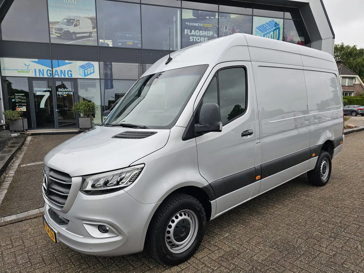Mercedes-Benz Sprinter 319 3.0 CDI L2-H2 Automaat * 3,5t trekgewicht * NA Plateado - 1