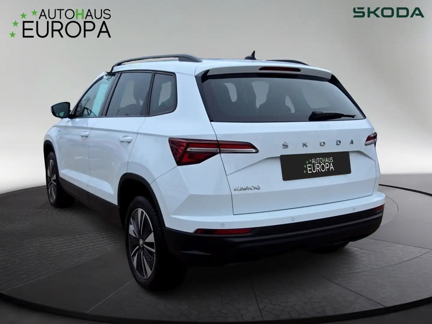 Skoda Karoq 1.5 TSI ACT Tour ACC Navi Kam Virt.Cockpit eKlappe Weiß - 2
