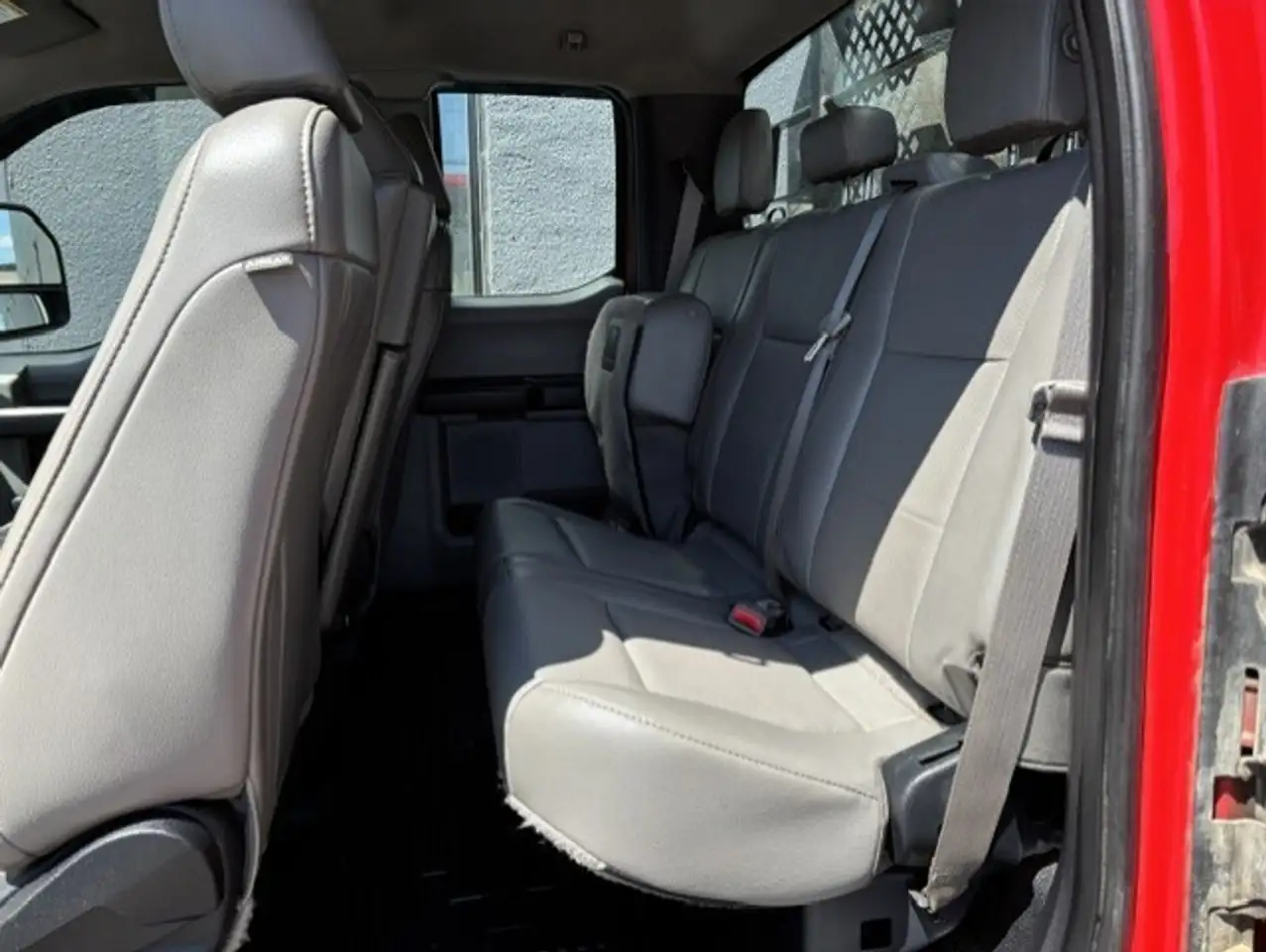 Ford F 350 снимка Ford F 350