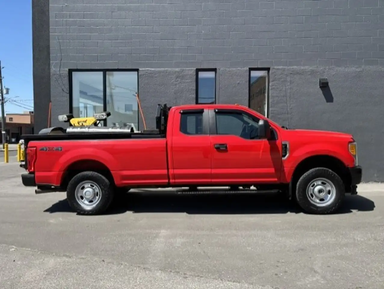 Ford F 350 снимка Ford F 350