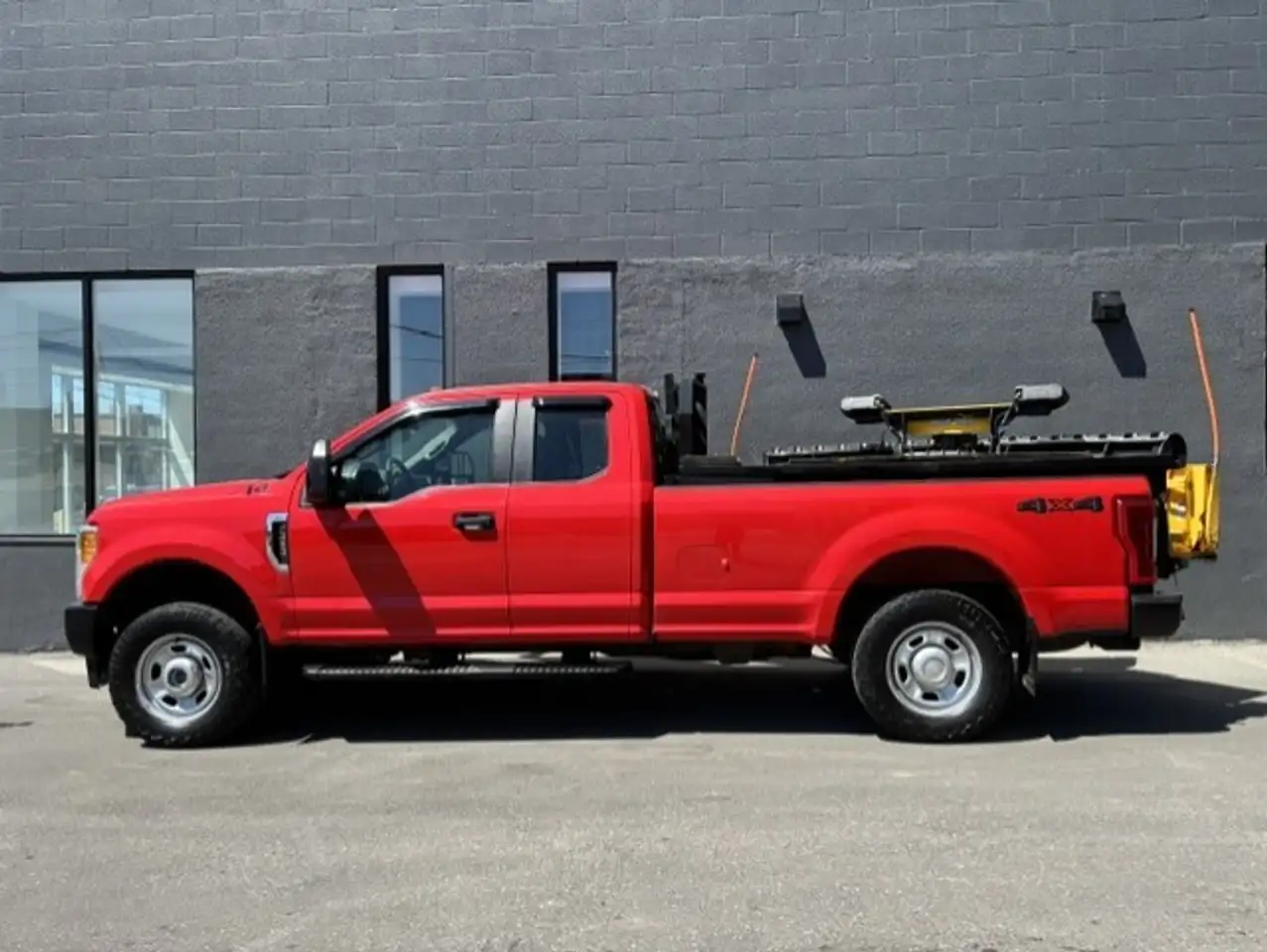 Ford F 350 снимка Ford F 350